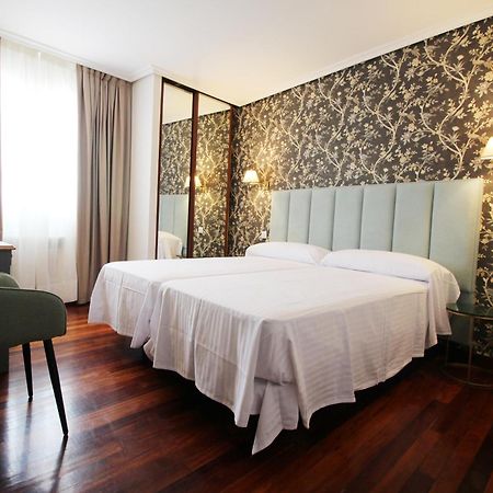 Hosteria De Adarzo Auto Check Santander Exterior photo